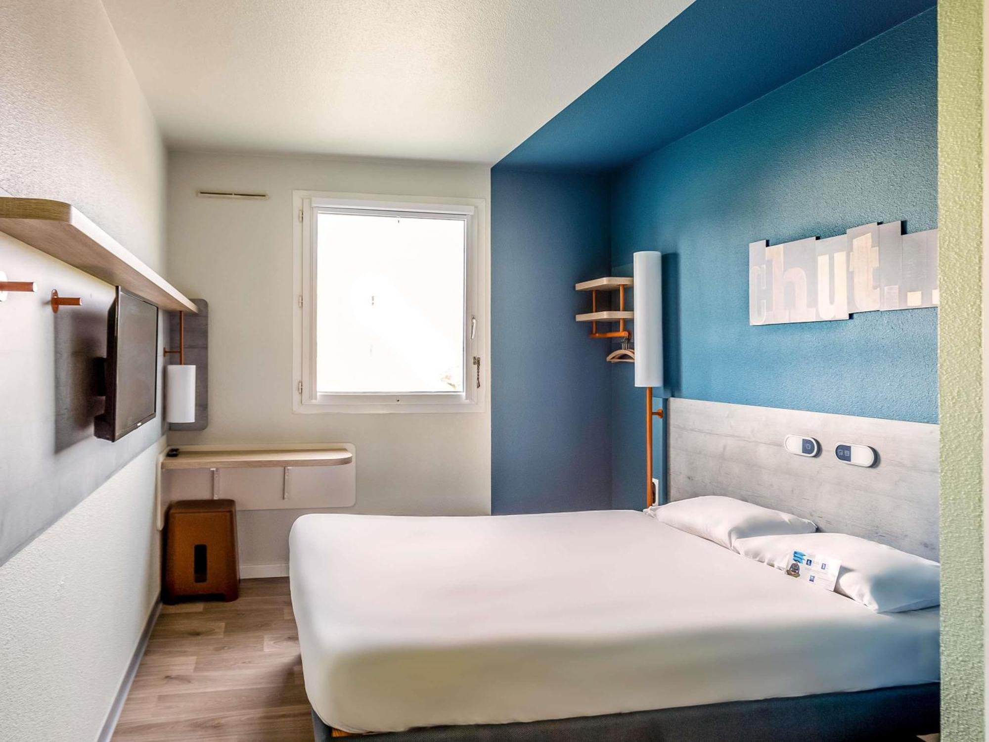 Ibis Budget Pertuis Portes Du Luberon 外观 照片